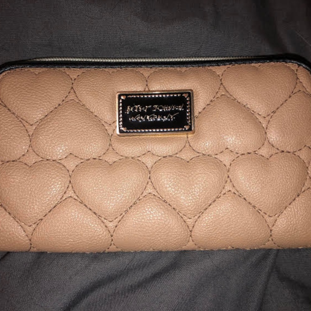 BETSEY JOHNSON wallet